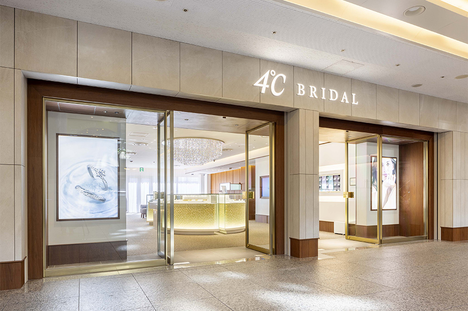 横浜ランドマークプラザ店