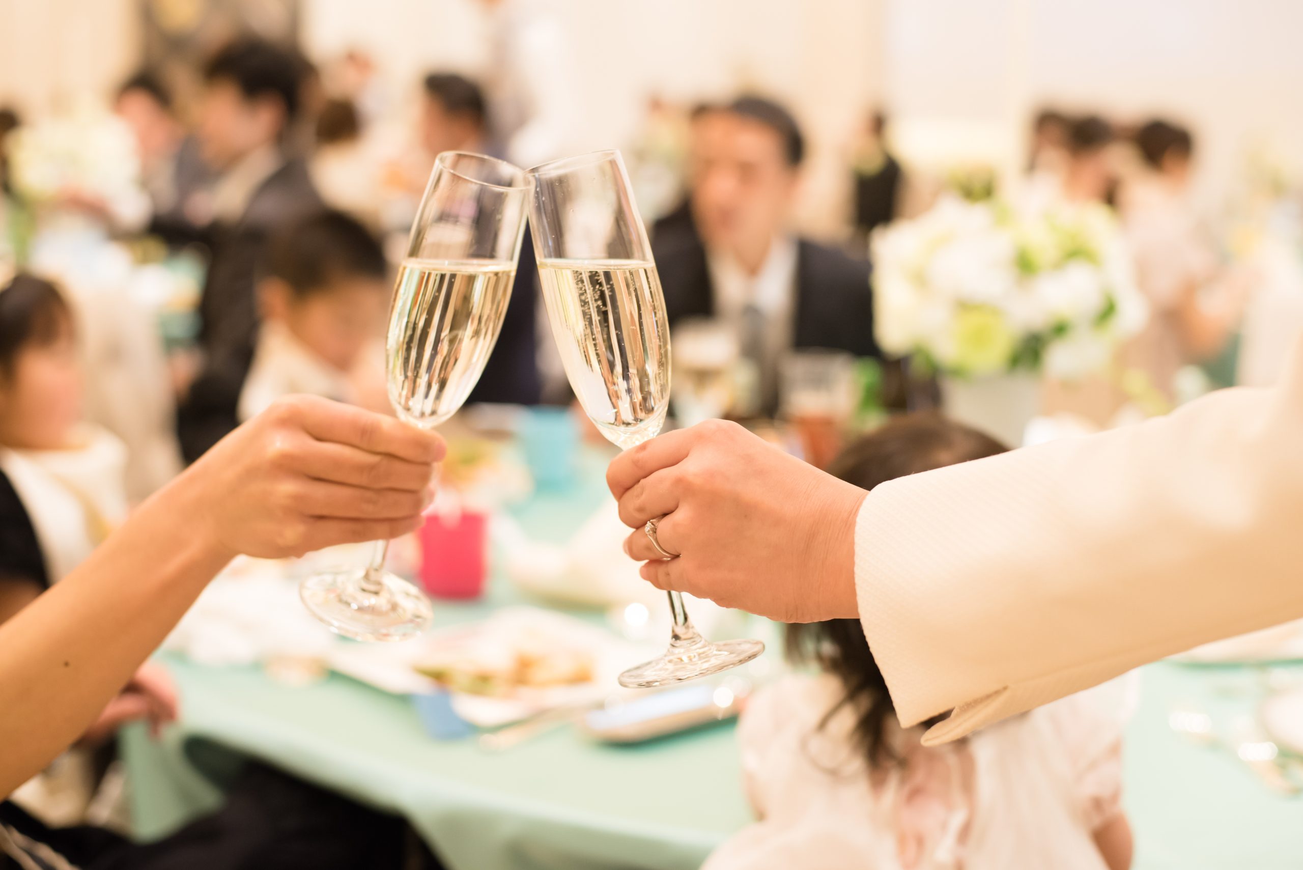 結婚式二次会の準備とマナー完全ガイド｜幹事・参加者別に解説