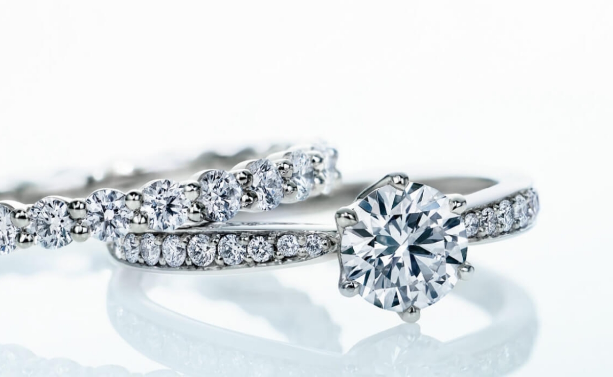 世界中から選び抜かれた４℃ダイヤモンド