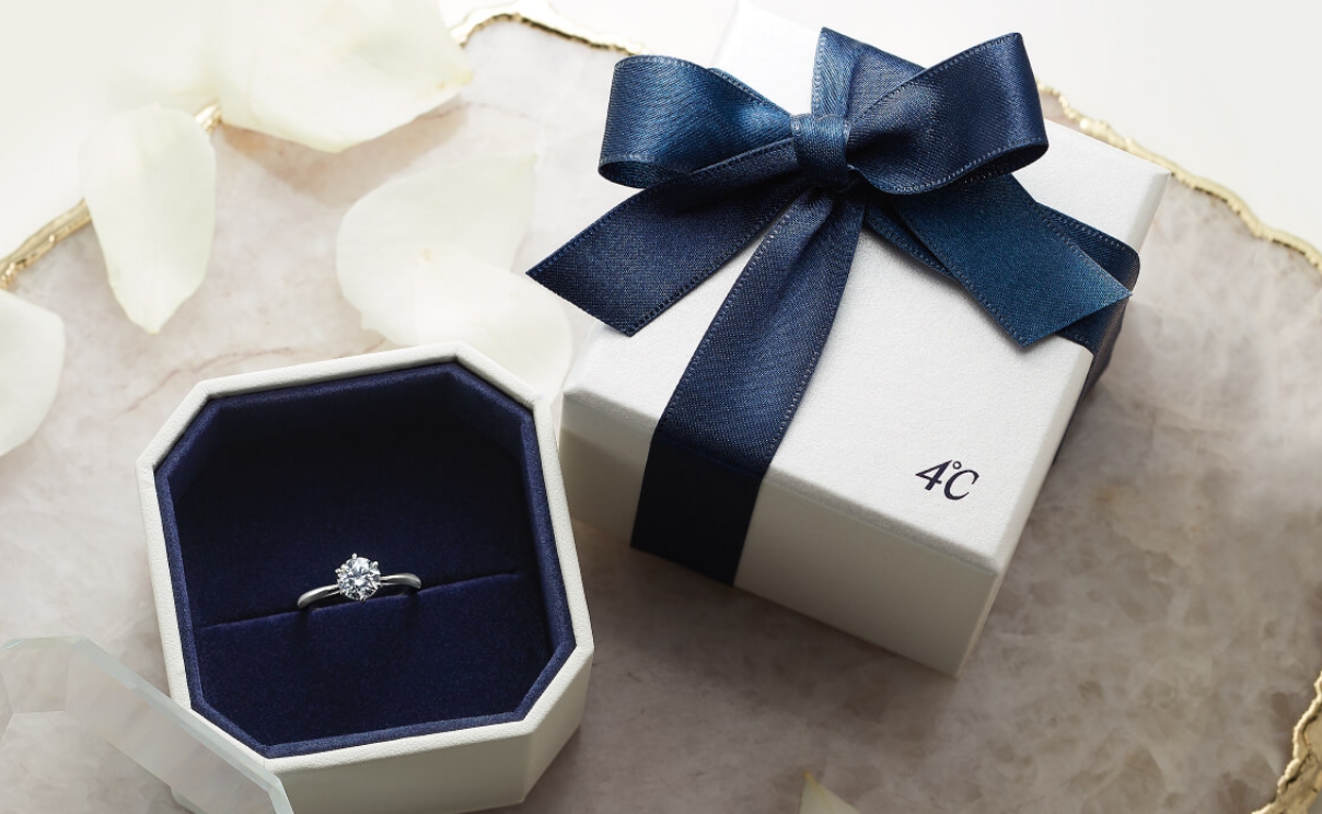 永遠の輝きを守りつづける、４℃の約束